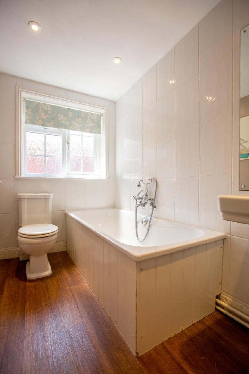 14 Market Cross Place - Beachfront Location With Lovely Sea Views - Aldeburgh Coastal Cottages Zewnętrze zdjęcie